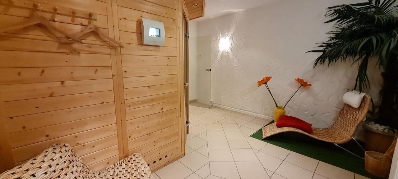 Hotel Prox Арнщат Екстериор снимка